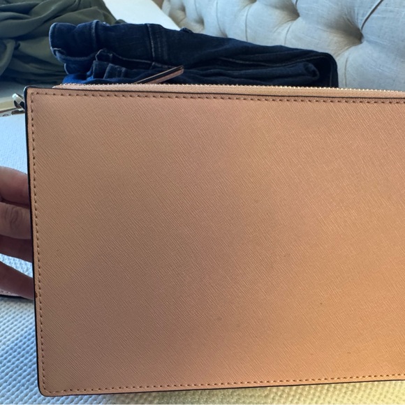 Kate Spade Pastel Pink Crossbody with Gold Accents - Picture 9 of 9